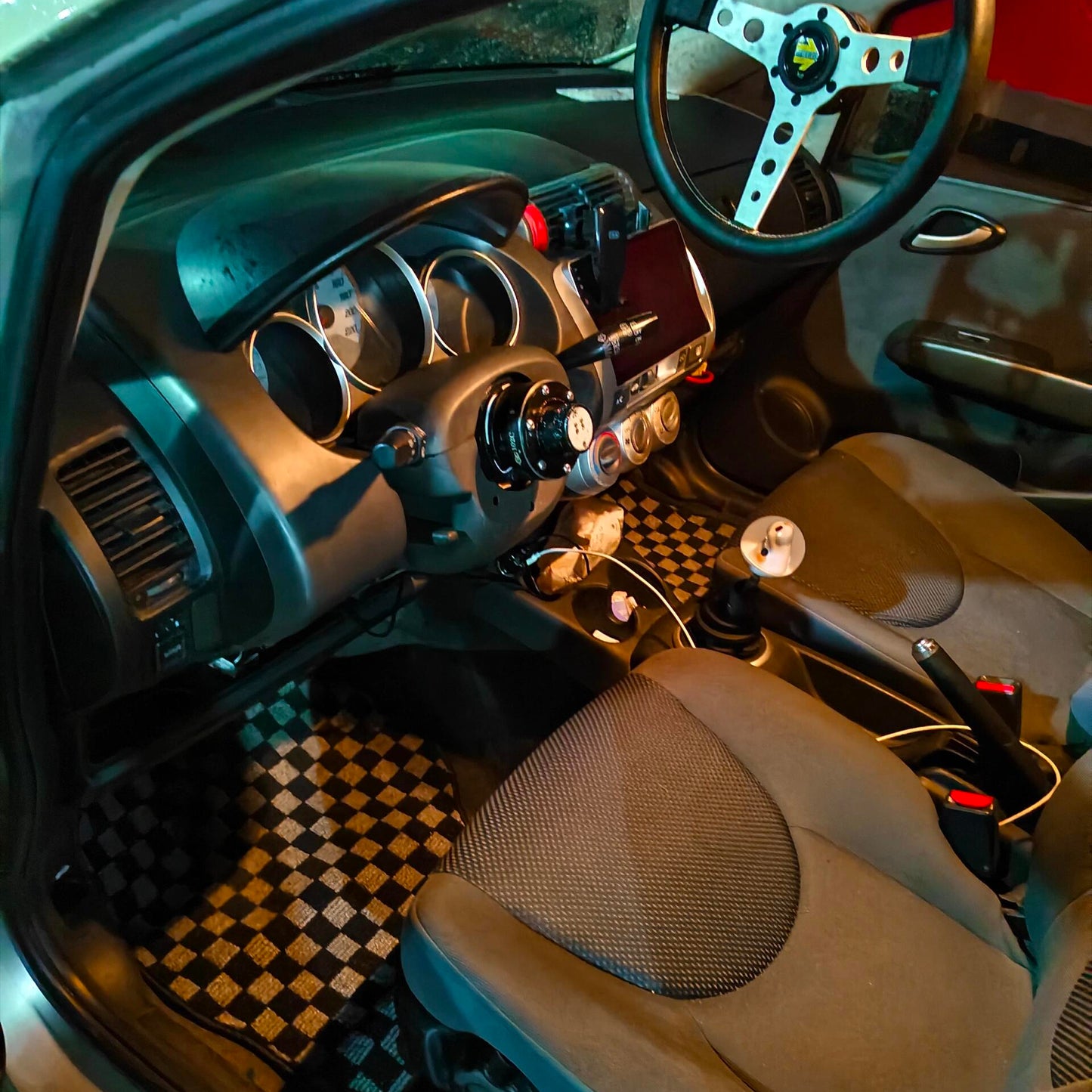 Grand Touring Checkered Mats - Tailored to Vehicle
