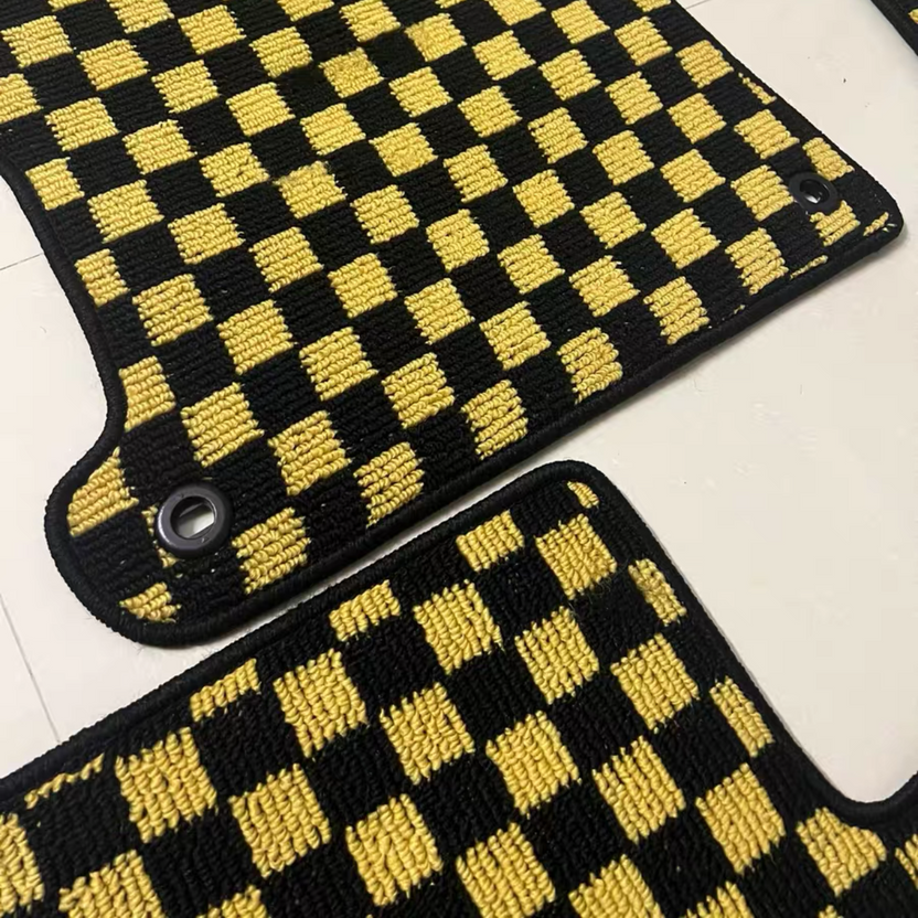 Grand Touring Checkered Mats - Tailored – Retrozoku Nostalgic Equipment Co.